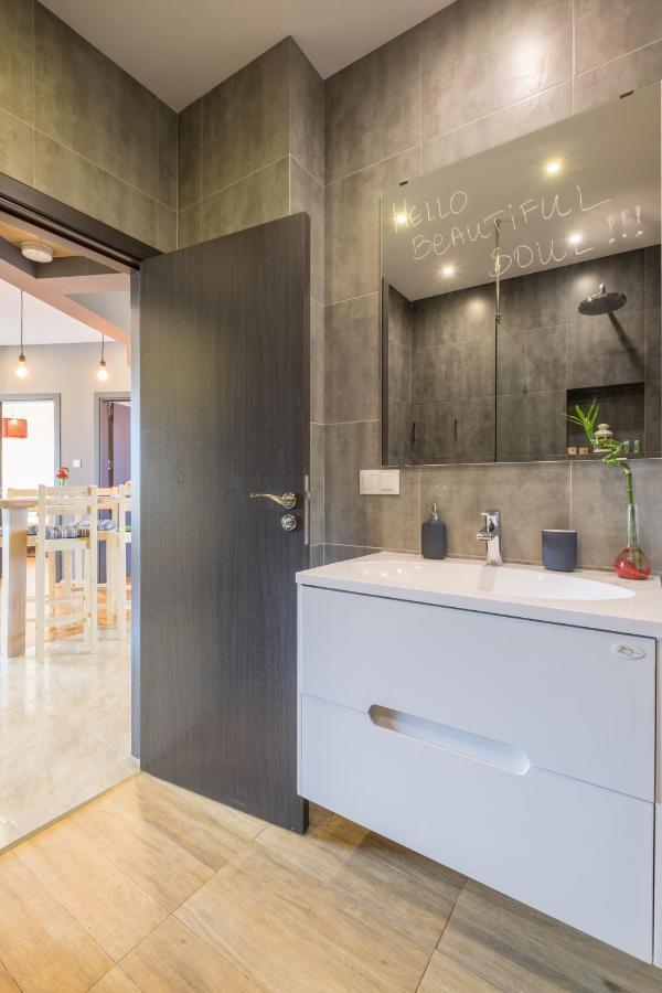 Artistic & Spacious 2Bd Central Apt By Flat Mаnager ソフィア エクステリア 写真